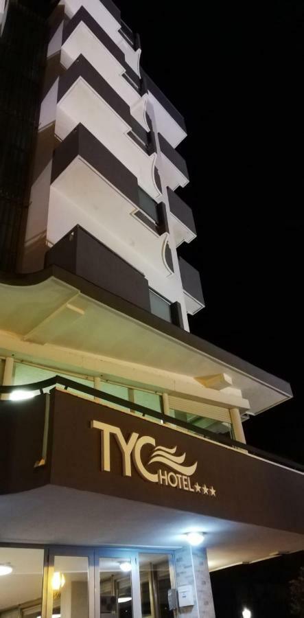 Tyc Hotel Viserbella di Rimini Exterior foto