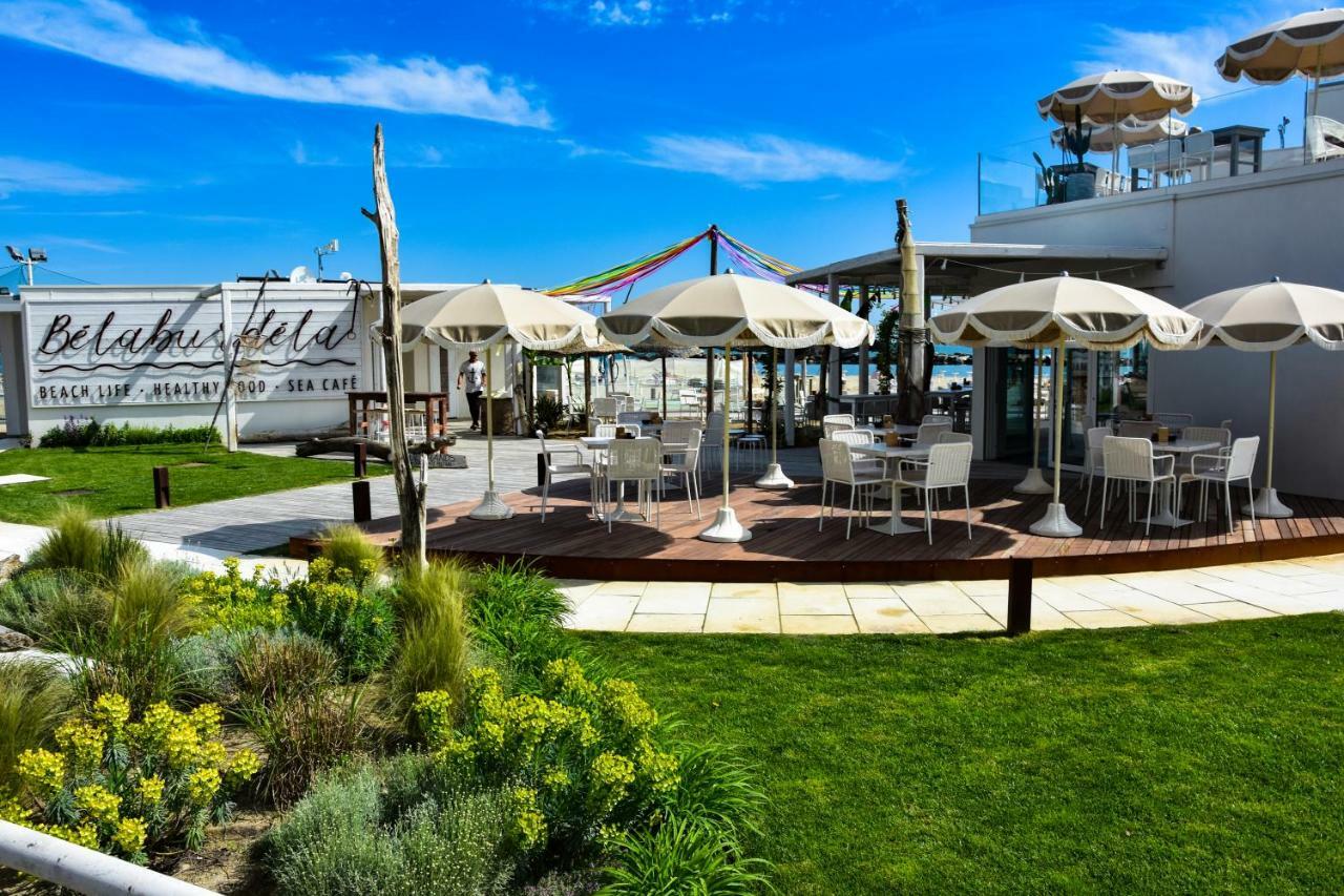 Tyc Hotel Viserbella di Rimini Exterior foto